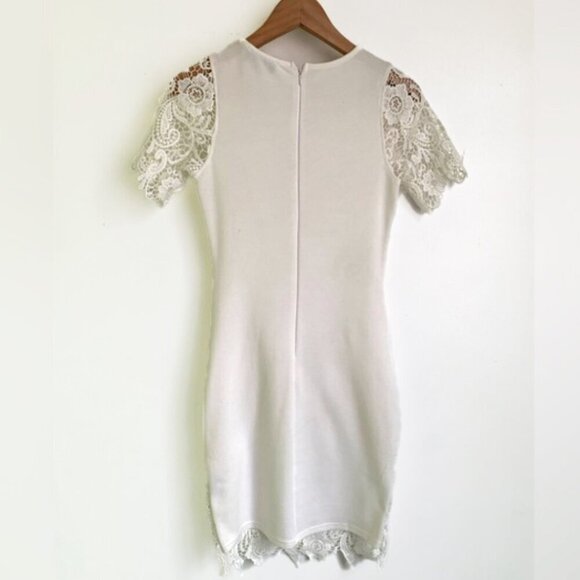 Club L White Lace Bodycon Dress - Picture 2 of 7